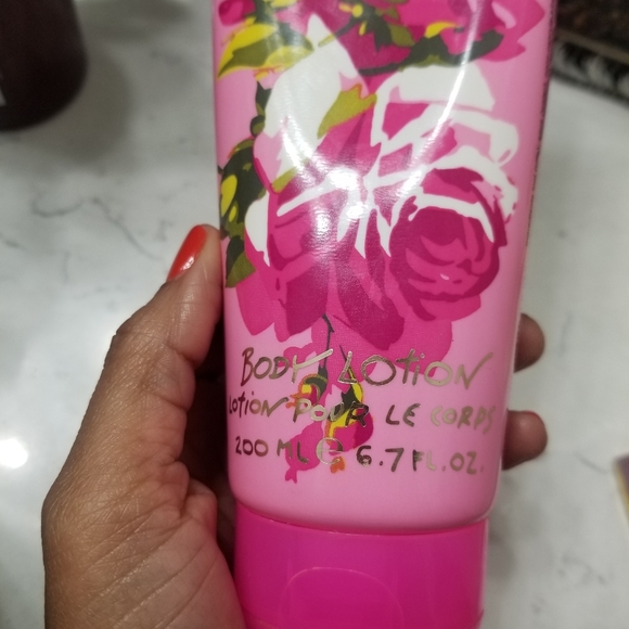 Betsey Johnson Perfume 3.4 oz and Body Lotion Set - Picture 3 of 7